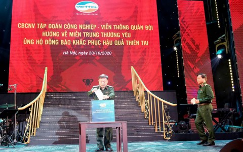 Viettel dành 10 tỉ đồng hỗ trợ đồng bào miền Trung